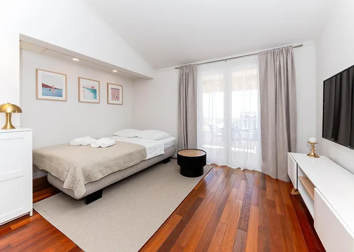 Rossa Apartament